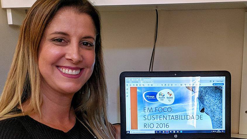 Coordenadora dos Cursos de Economia Criativa do UNIVEM defende Tese de Doutorado